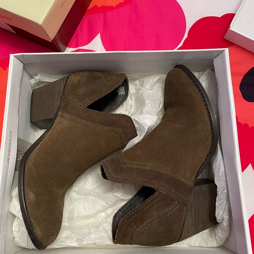 Steve Madden Booties